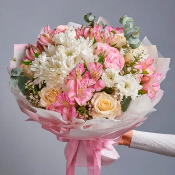 Букет с хризантемами «Светлый выбор»