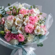 Букет с эустомами &laquo;Утренний бриз&raquo; 0