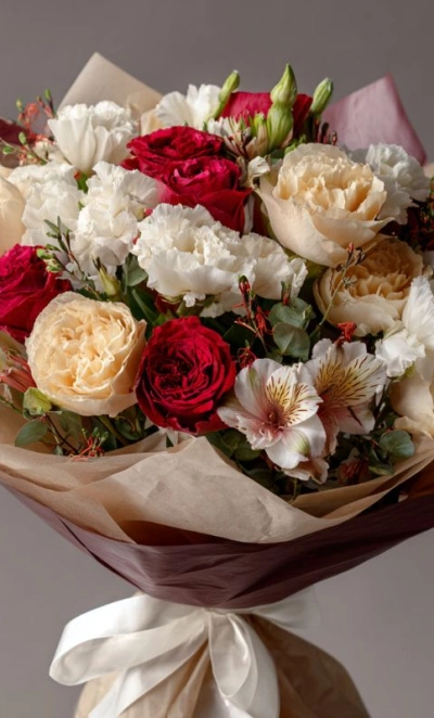 Букет с эустомами «Тонкая грань»