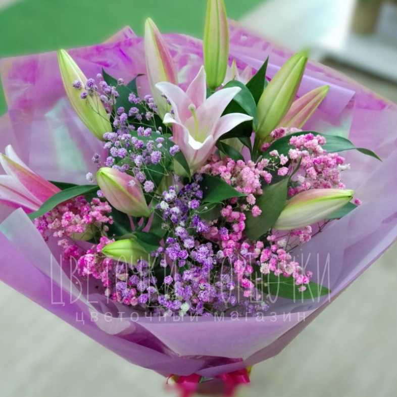 Лилии в гипсофилах