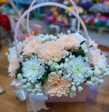 Очаровательная хризантема