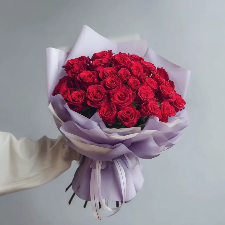 Красные розы &laquo;Чувства без слов&raquo;